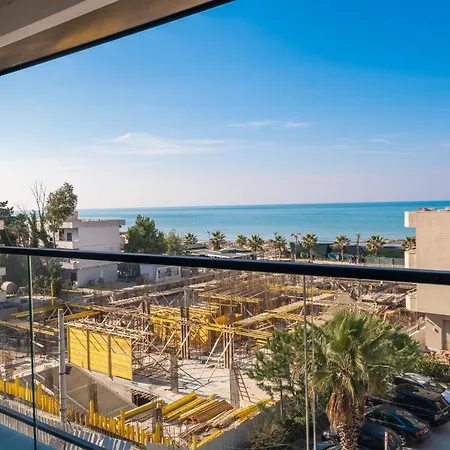 Golemi Lux Ξενοδοχείο