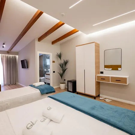 Golemi Lux 4*