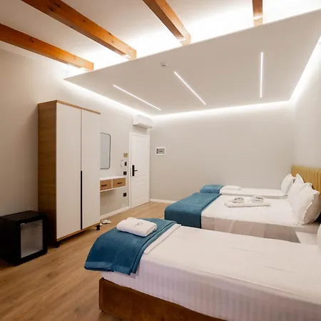 Hotel Golemi Lux