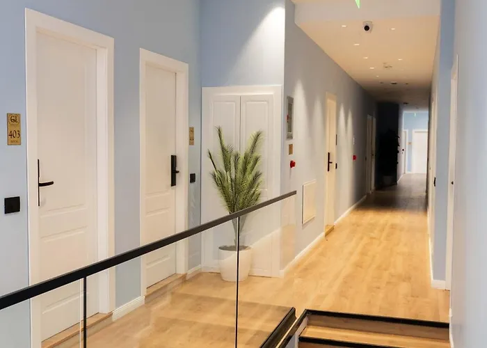 Golemi Lux 호텔 골렘