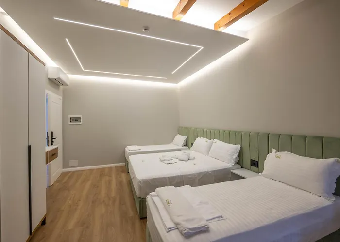 Golemi Lux 4* Golem (Tirana)