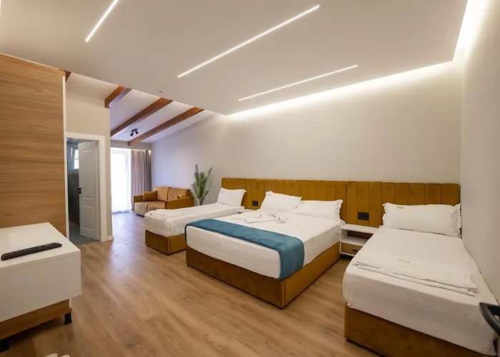 Golemi Lux Ξενοδοχείο 4*