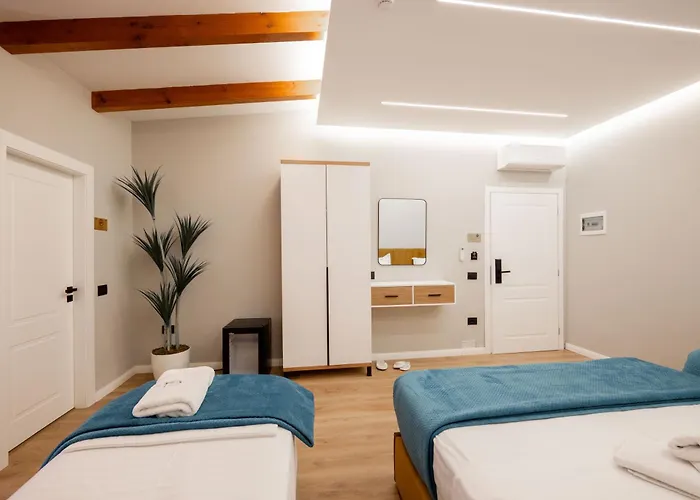 Golemi Lux 4*