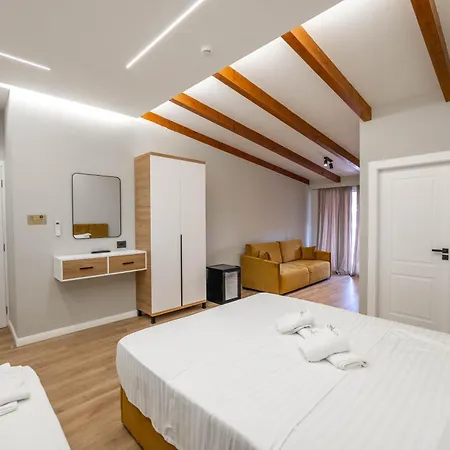 호텔 Golemi Lux 골렘