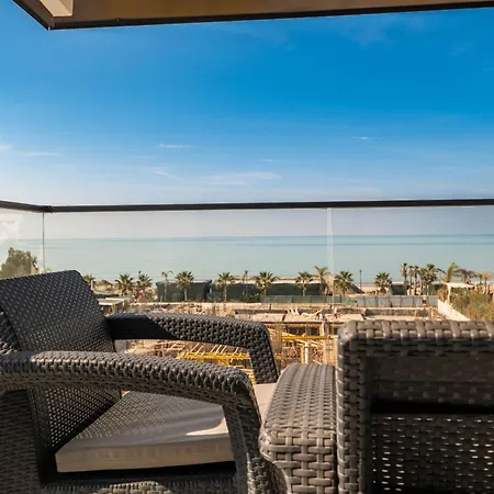 호텔 Golemi Lux 골렘