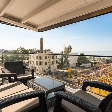 Golemi Lux Otel Golem (Tirana)