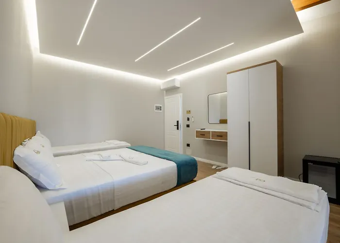 Отель Golemi Lux Голем